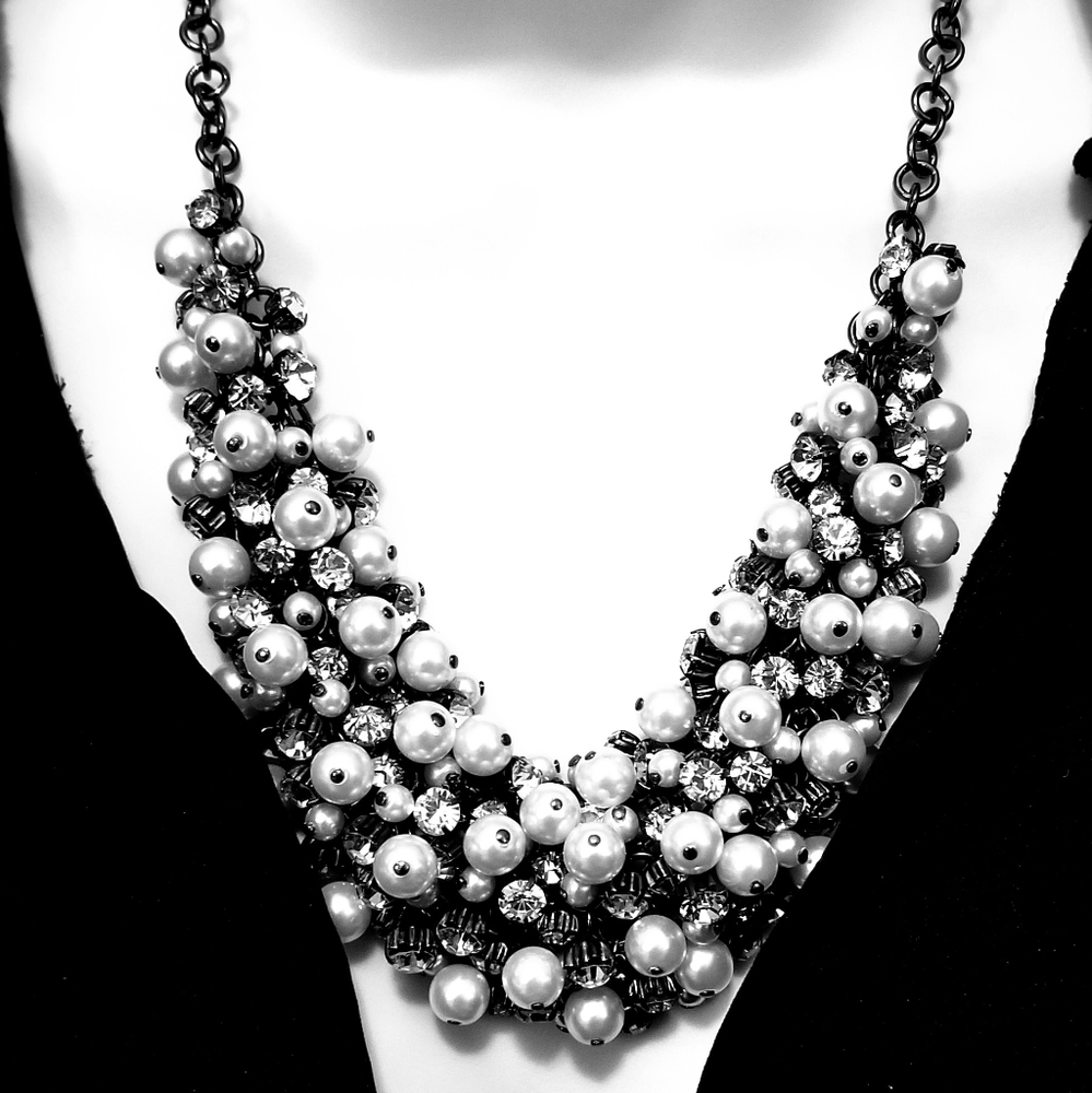 Premier Designs Enamored 16"-20" necklace